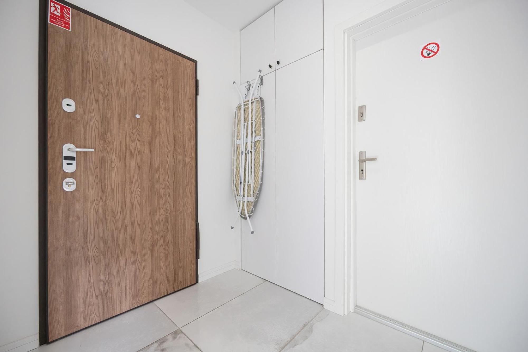 Motlawa River Old City Gdansk Apartment By Noclegi Renters Екстериор снимка